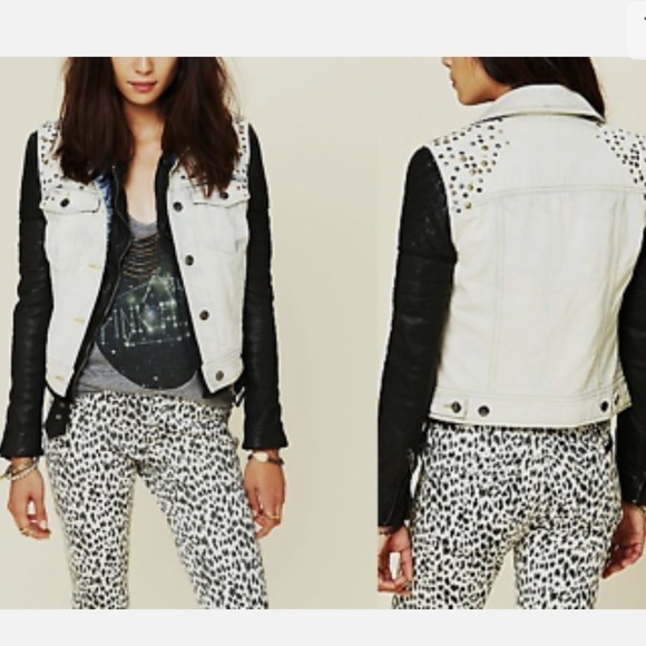 Free People Rare Denim Studded Distressed Vest Coastal Cowgirl Size M Festival - Picture 1 of 8